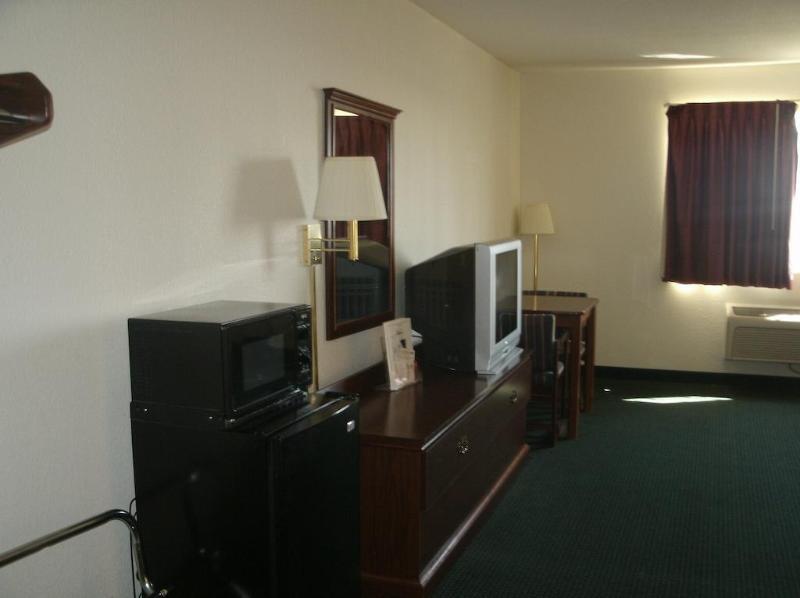 Super 8 By Wyndham Platte City Kansas City Area Exterior foto